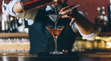 How to become a good bartender?